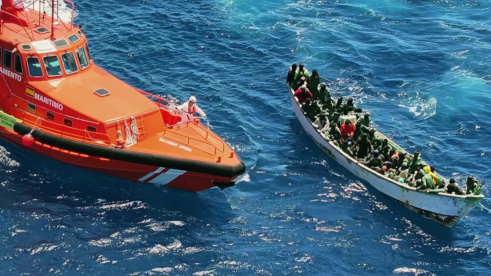 Migrant boat towed in off El Hierro by Spain's Maritime Rescue Service